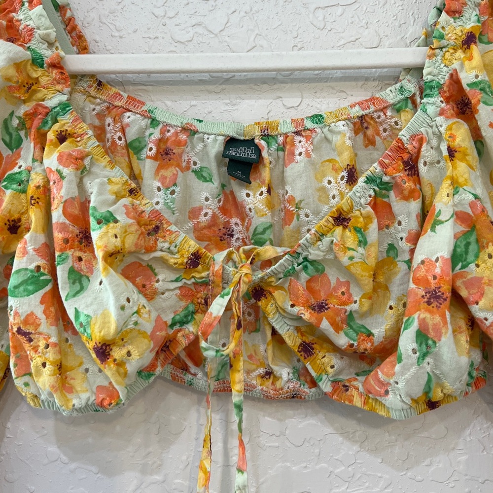 Wild Fable Puff Long Sleeve Alkaid Tiny Top Floral Eyelet Front Tie Size M - Picture 4 of 12
